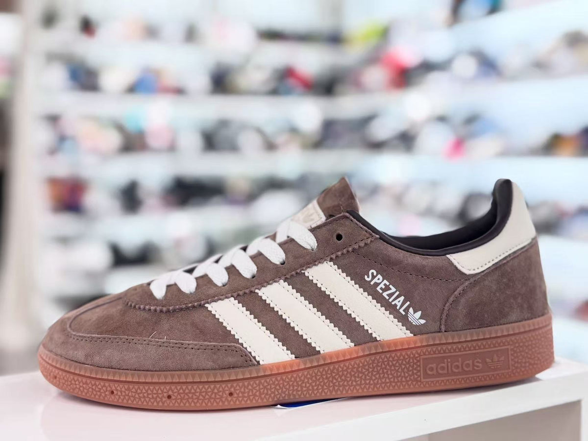 Adidas spezial 🐻🤎