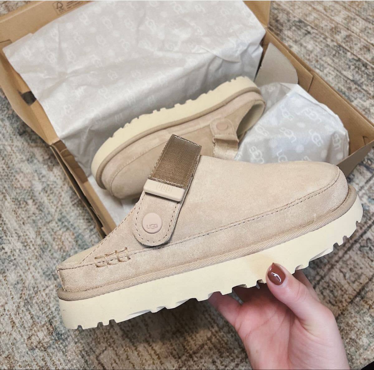 Ugg Goldenstar beige 🧡