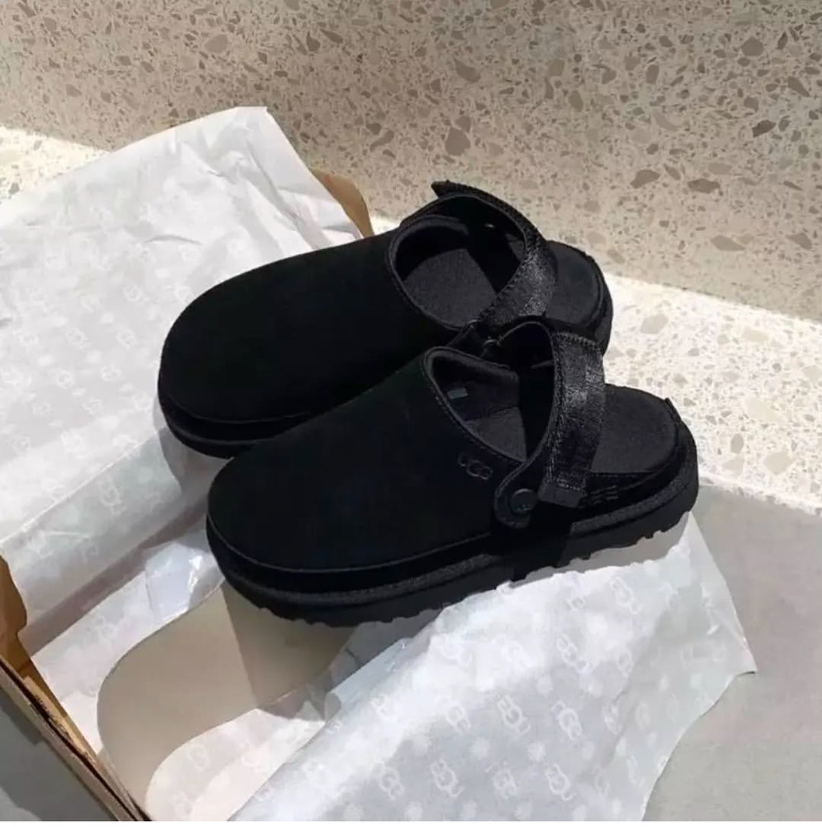 Ugg Goldenstar black 🖤