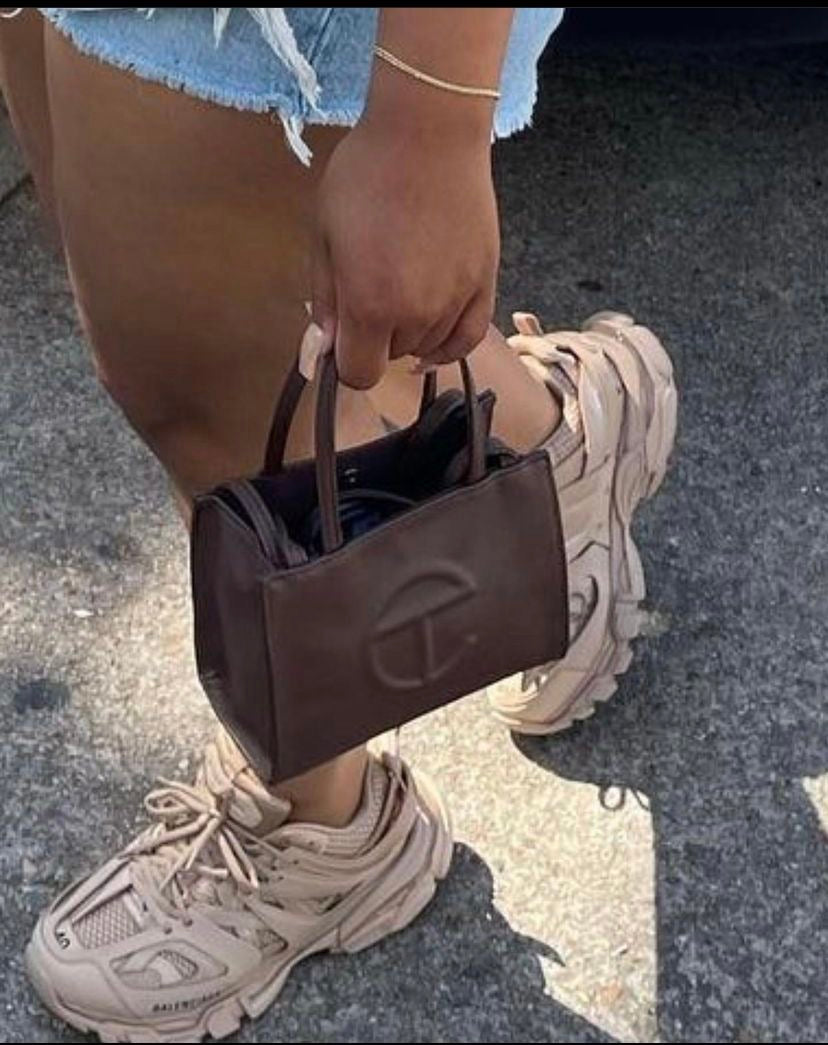 Balanciaga track beige